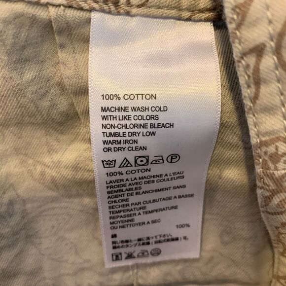 Tommy Bahama Capris - Picture 5 of 5